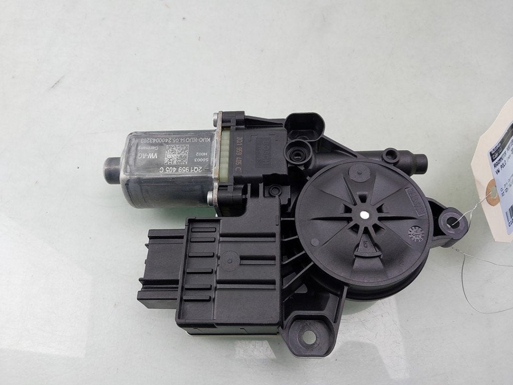 MOTEUR LEVE VITRE ELECTRIQUE Volkswagen Polo VI (AW1), Dhr. J. Ham, Volkswagen, Administratie@autoham.nl, Utilisé