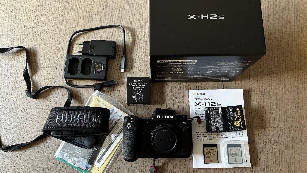 Fujifilm X-H2S incl 512+160GB Angelbird CFexpress, TV, Hi-fi & Vidéo, Appareils photo numériques, Sans zoom optique, 26 mégapixels
