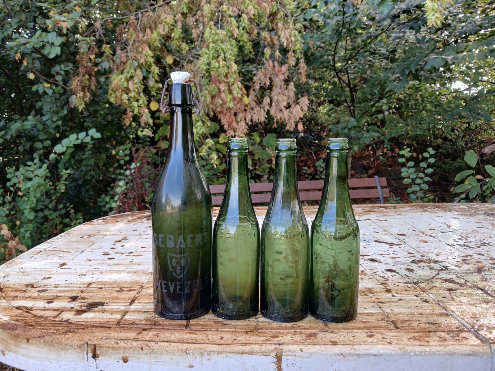 oude vintage bierfles brouwerij Isebaert Zwevezele, Verzamelen, Ophalen of Verzenden