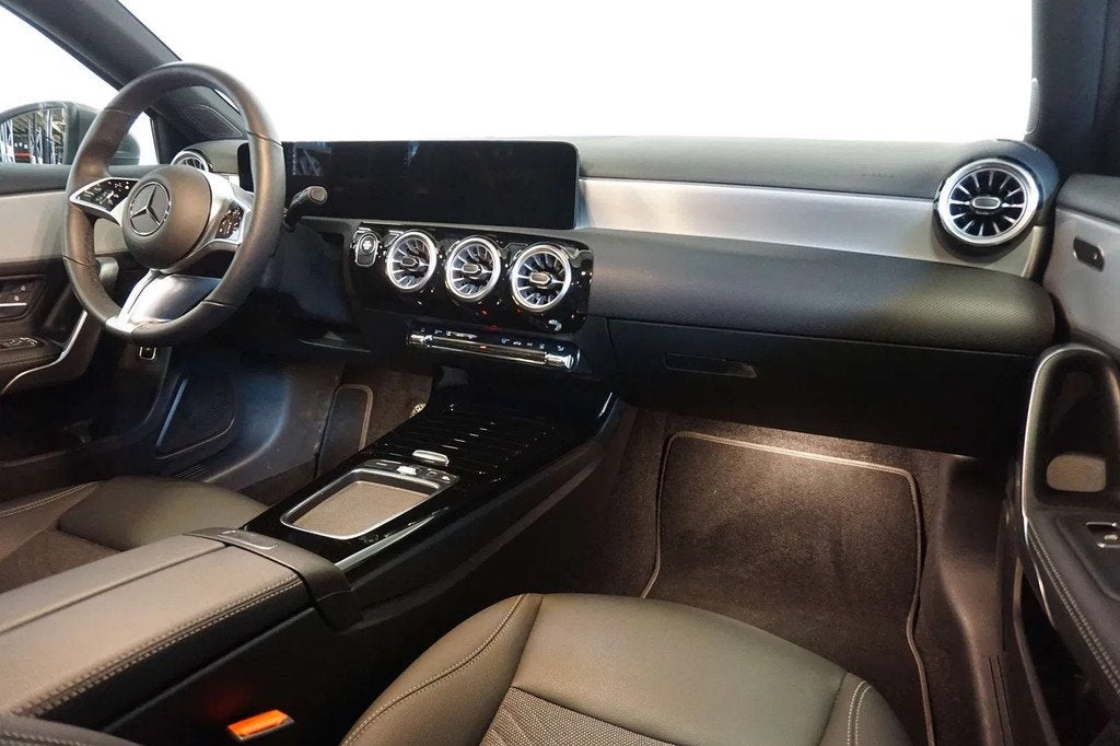 Mercedes-Benz A-CLASS 250 e - MULTIBEAM LED (automatique), Autos, Achat, Euro 6, Entreprise, https://public.car-pass.be/vhr/b3c21eb7-f0f4-487b-9e17-2fa97d4e5a68