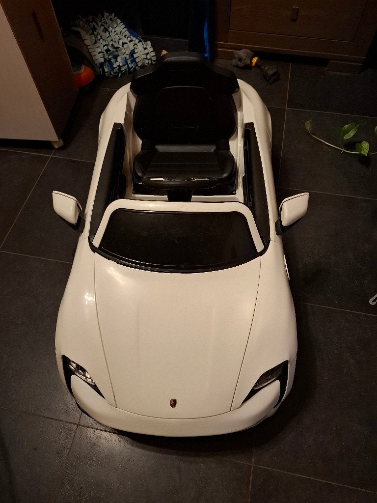 Elektrische kinder auto Porsche, Ophalen