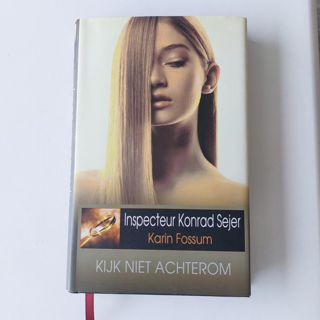 Thriller. Kijk niet achterom. Van Karin Fossum. Goede staat, Enlèvement