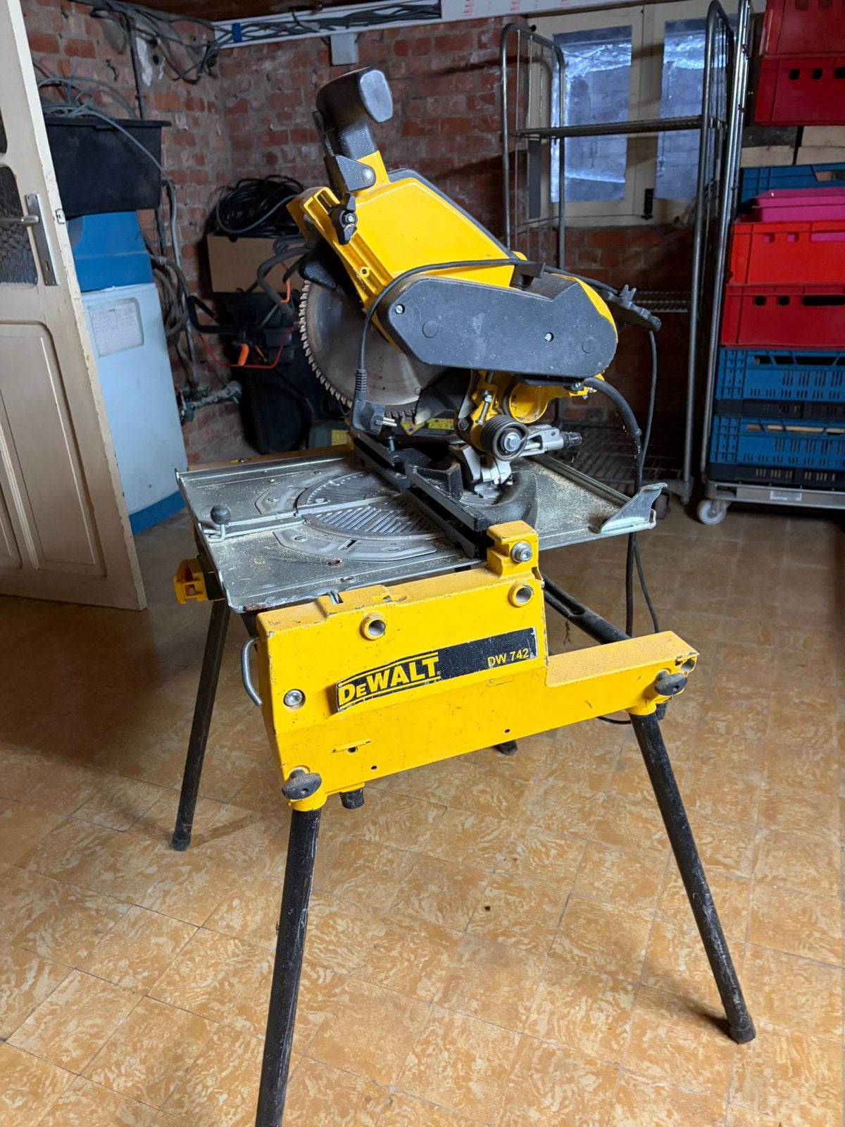 Zaagtafel de walt, Ophalen, Zo goed als nieuw