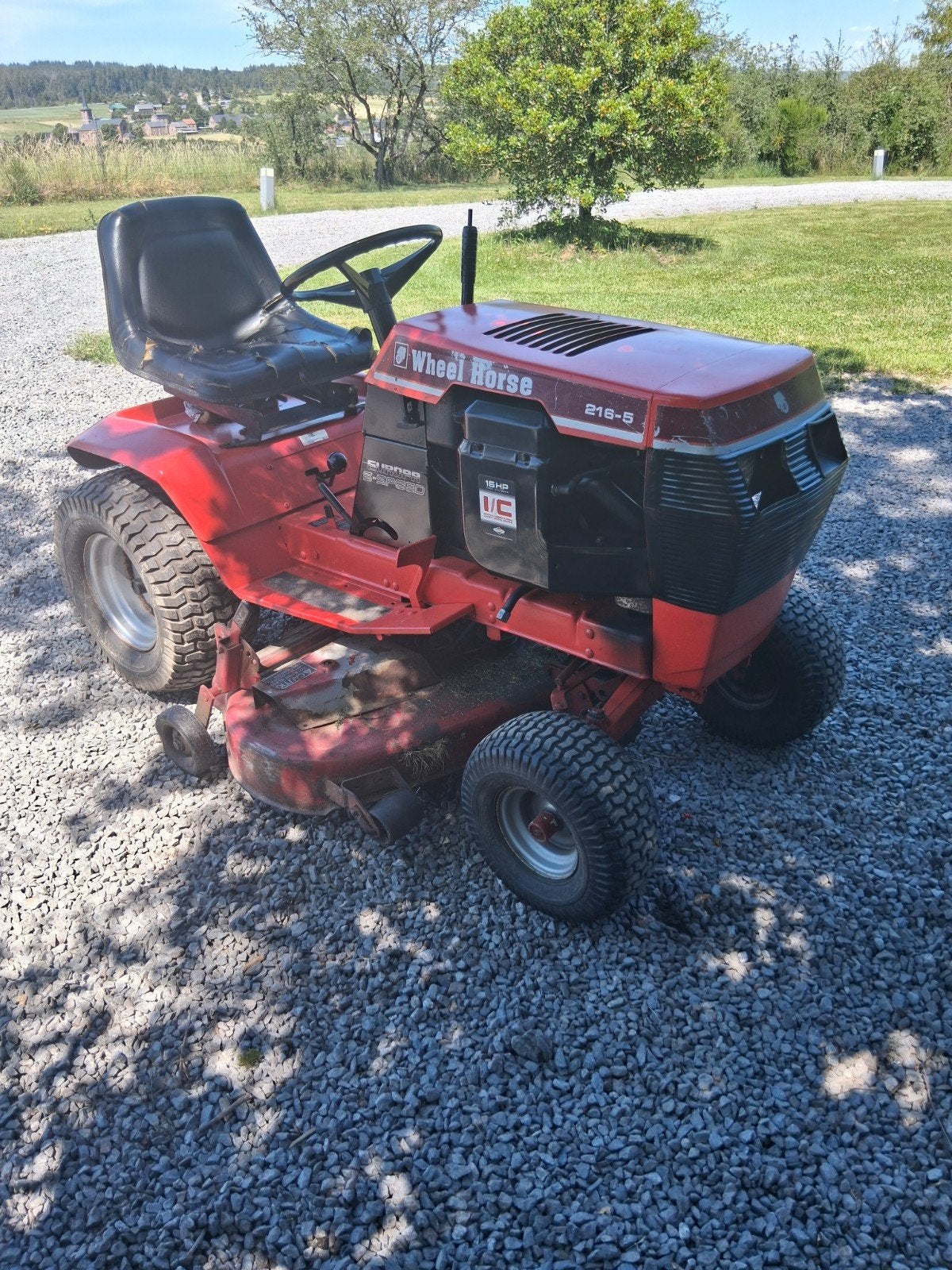 Tracteur tondeuse 16hp 2 table de coupe, Ophalen