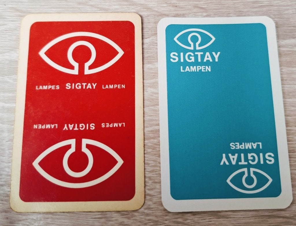 2 x Speelkaart Sigtay lampen (rode en blauwe), Ophalen of Verzenden, Gebruikt, Speelkaart(en)