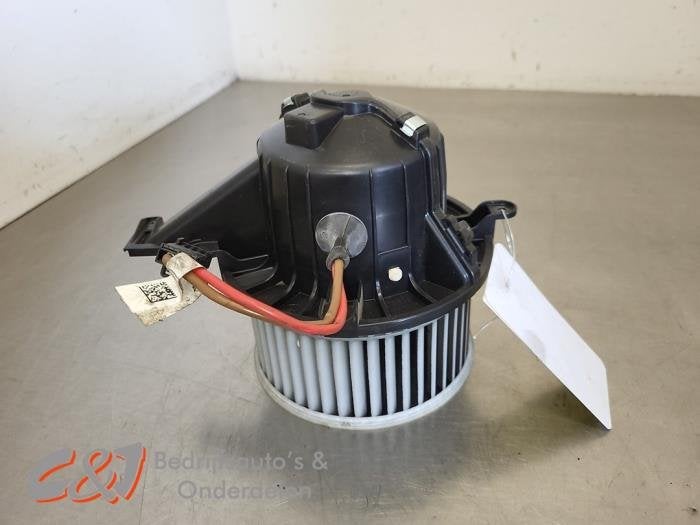 Moteur de ventilation chauffage d'un Mercedes Vito, 3 mois de garantie, Utilisé, -, -