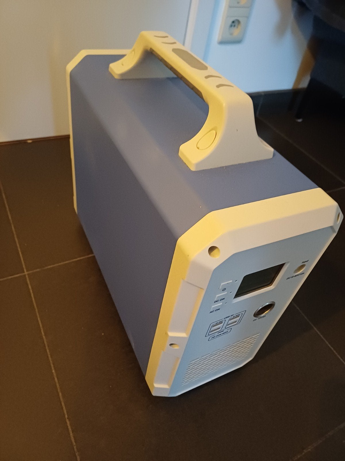 Poweroak Bluetti EB150, Ophalen