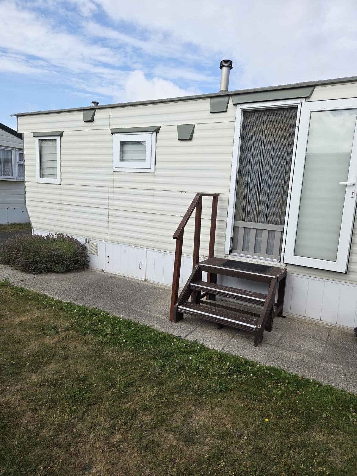 CARAVAN TE KOOP IN HELE PROPERE STAAT!!, Caravanes & Camping, Caravanes résidentielles