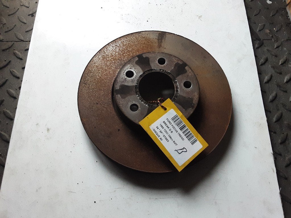 FREIN DISQUE AVANT Ford Focus 2 Wagon (01-2004/09-2012), Autos : Pièces & Accessoires, Mevr. I. Hauben, Rue de l'Espoir 34 34
4030  GRIVEGNÉE, BE
