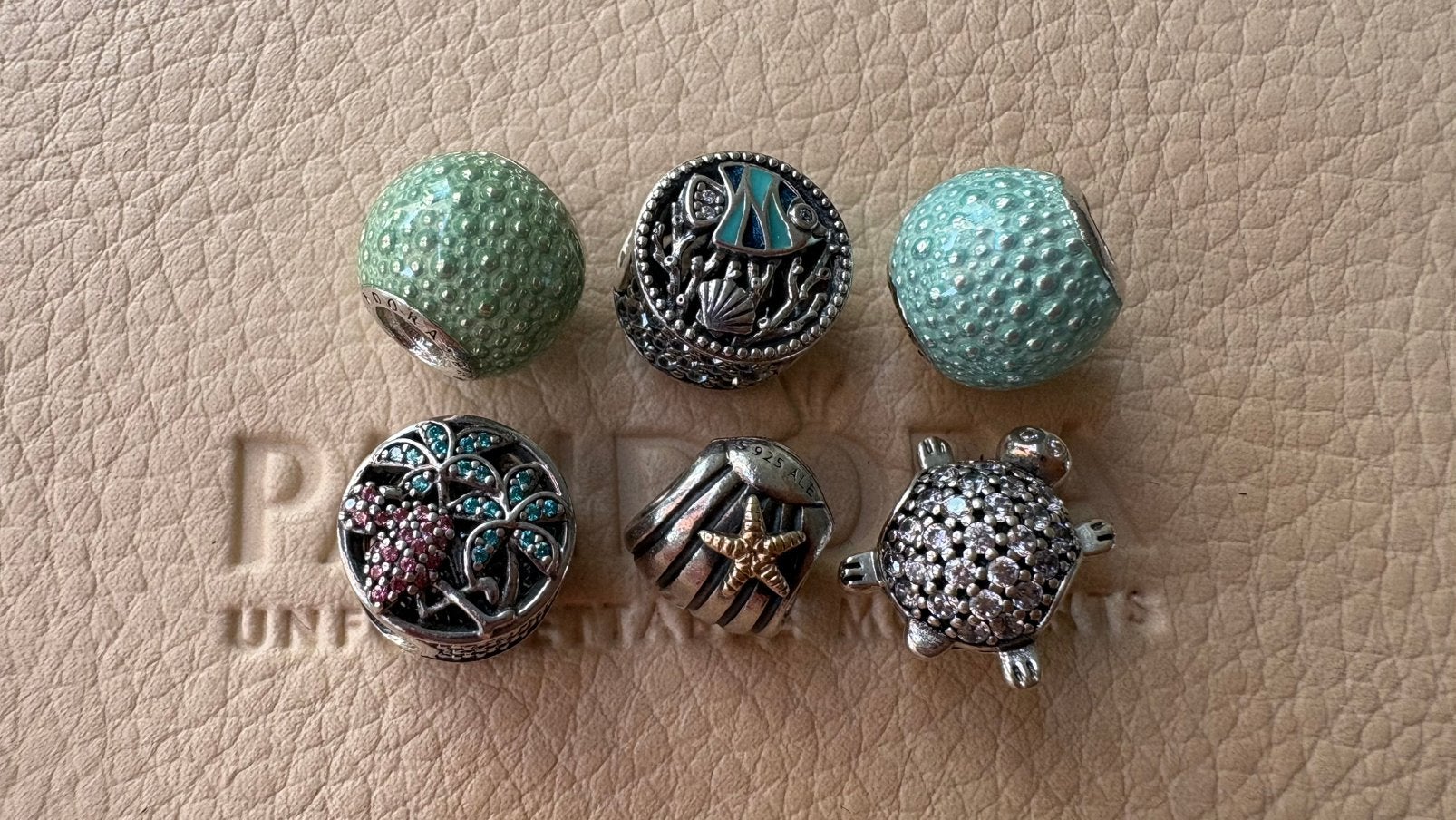 Pandora, Bijoux, Sacs & Beauté, Bracelets à breloques, Neuf, Enlèvement ou Envoi, Pandora, 4 bracelets à breloques ou plus