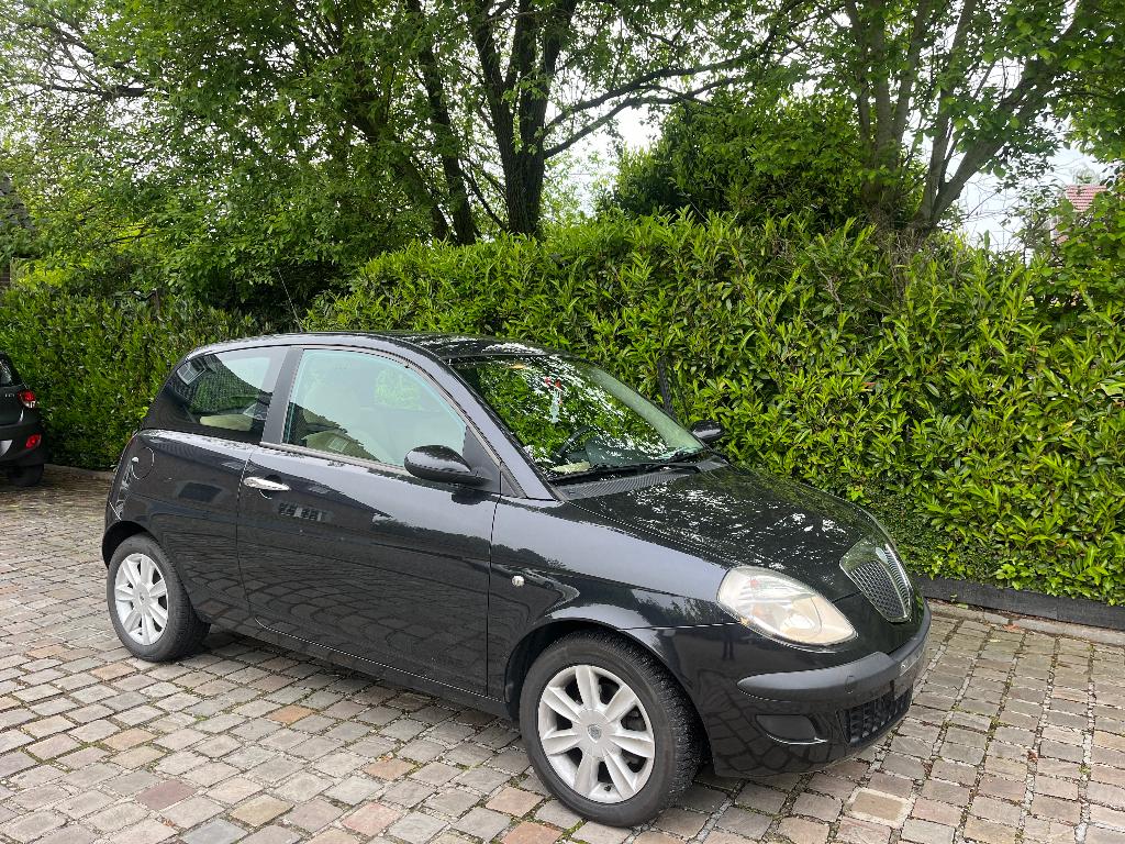 LANCIA Yipsilon 113000 KM Airco, Autos, Lancia, Achat, Entreprise, Berline, Ordinateur de bord