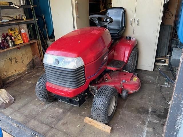 UITSTEKEND: Toro WheelHorse 523D-Diesel-kettingblad 52"-101h, Tuin en Terras, Zitmaaiers, Ophalen, Zo goed als nieuw, Toro, 120 cm of meer