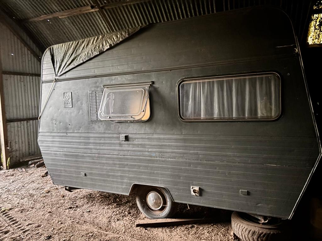 caravan 750 kg & aanhangwagen/dubbelasser, Enlèvement, Avant