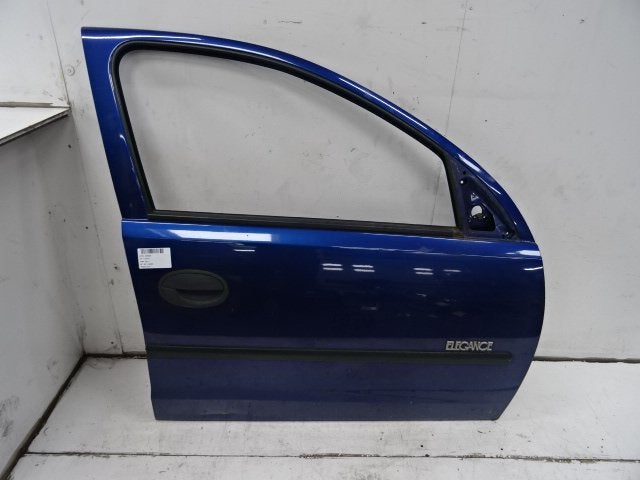 PORTE AVANT DROITE Opel Corsa C (F08 / 68) (01-2000/12-2009), Opel, Opel Automobile GmbH, Utilisé, Porte