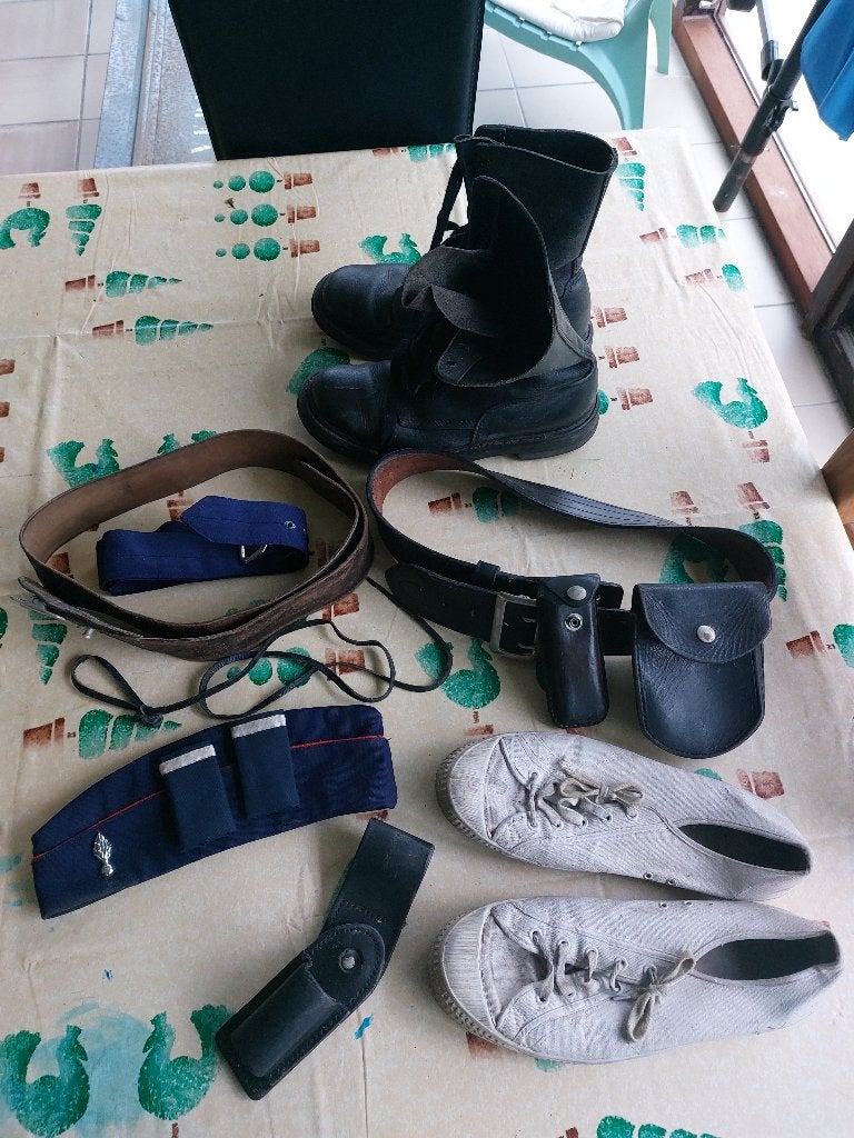 Gendarmerie, Enlèvement ou Envoi, Gendarmerie, Casque ou Béret