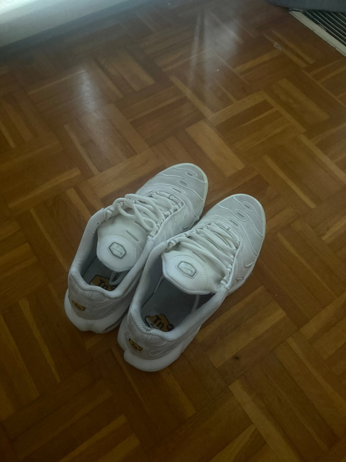 Witte Tn’s (nike schoenen), Enlèvement ou Envoi, Sneakers et Baskets, Comme neuf, Blanc