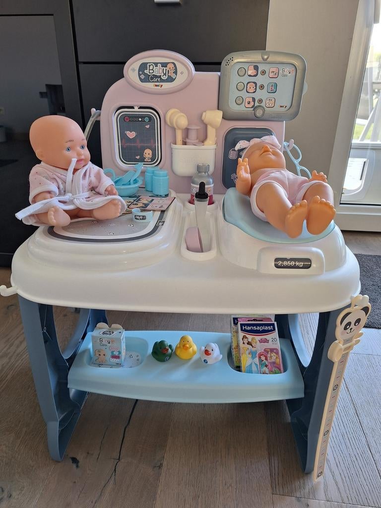 Pop baby verzorgtafel (met 2 poppen) Smoby, Enlèvement