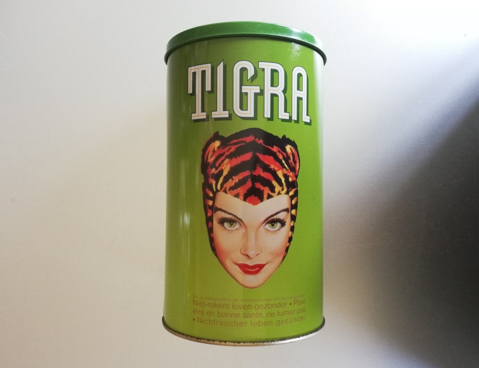Boîte à tabac Tigra, Enlèvement ou Envoi, Comme neuf, Autres marques