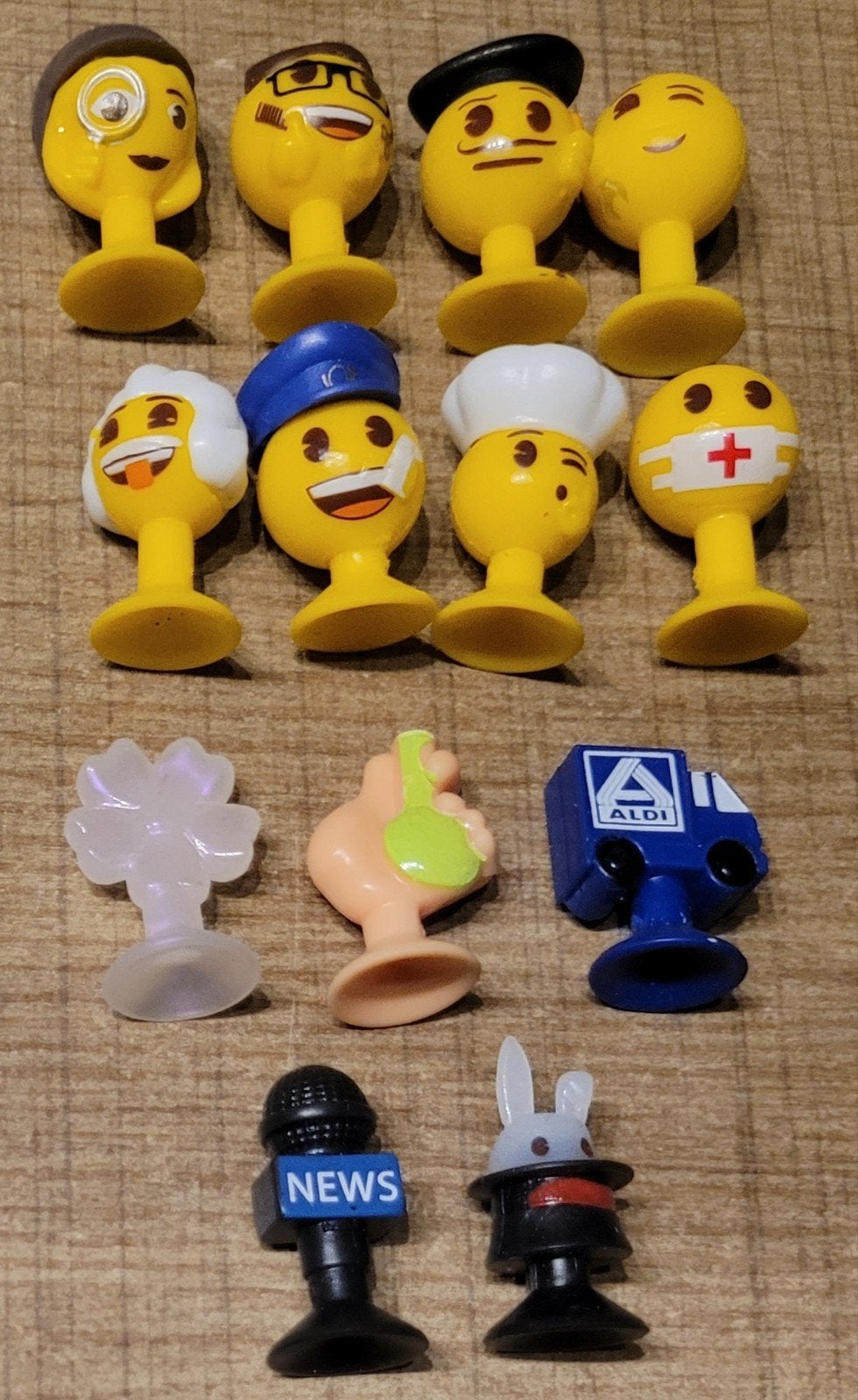 Emoji Aldi reeks 2024: 13 stuks, Verzamelen, Ophalen of Verzenden, Zo goed als nieuw