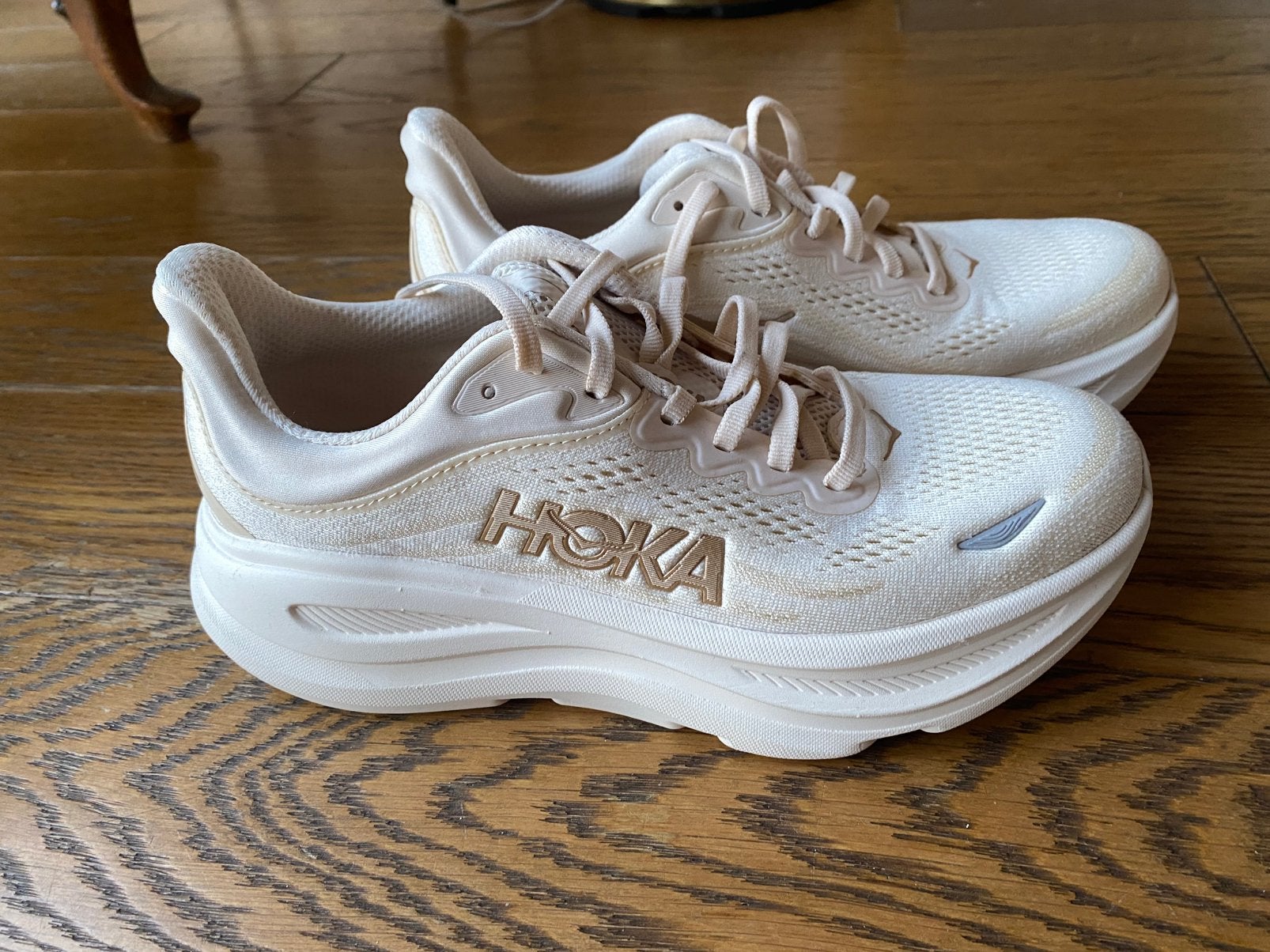 Hoka One One maat €uro 39 1/3, Sport en Fitness, Ophalen, Nieuw