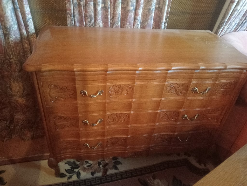 Commode classique en bois de style Louis XV, Antiquités & Art, Enlèvement