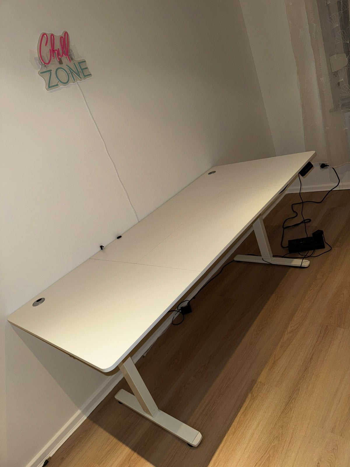 Bureautafel - in hoogte verstelbaar, Maison & Meubles, Enlèvement, Électrique, Comme neuf, Blanc