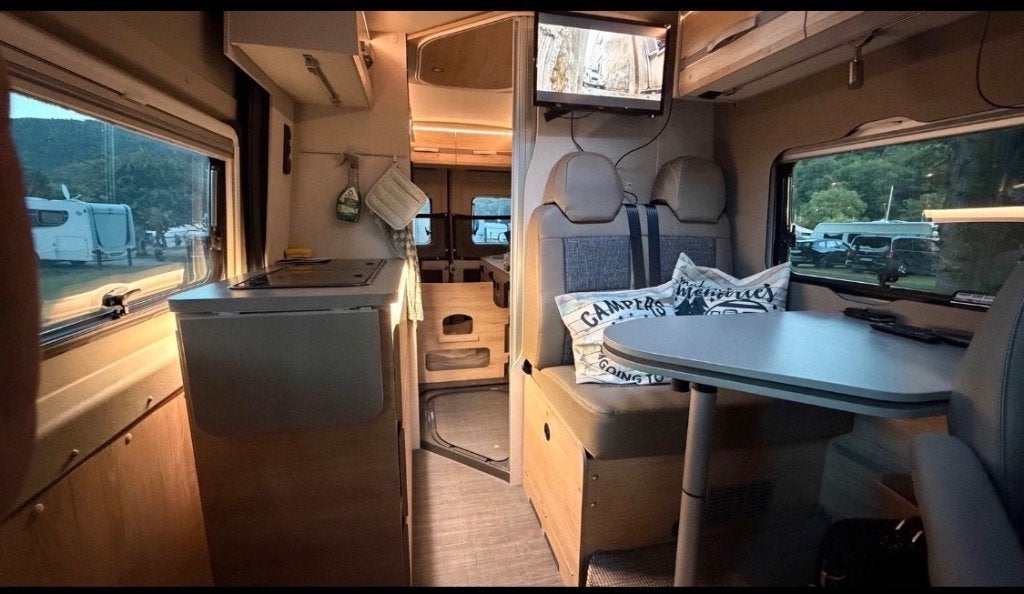 Dethleffs Globetrail DR600 Adv.  Toit relevable/couchette, Caravanes & Camping, Jusqu'à 5, Fiat, Diesel, Automatique