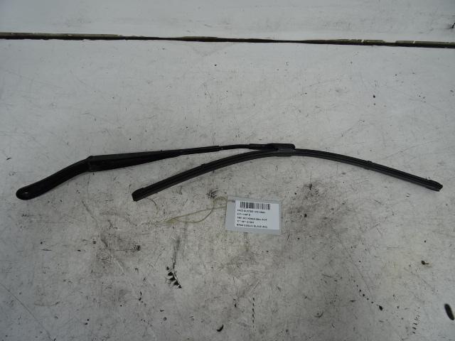 BRAS ESSUIE GLACE AVANT GAUCHE Dacia Duster (HS), Dacia, Mevr. I. Hauben, Utilisé, Rue de l'Espoir 34 34
4030  GRIVEGNÉE, BE