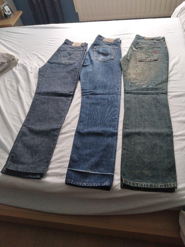 Veel jeans voor heren, Ophalen, Zo goed als nieuw