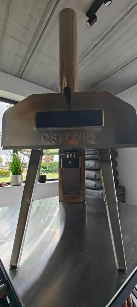 QuebeStove 16 - Four à pizza autorotatif, Enlèvement, Utilisé
