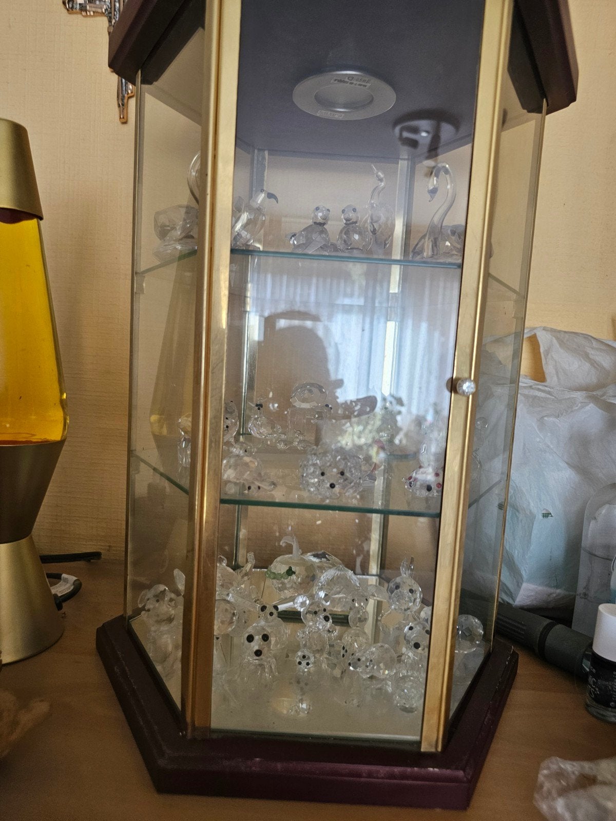 vitrinekast met Christal beeldjes, Ophalen, Minder dan 50 cm, Overige houtsoorten, Minder dan 25 cm