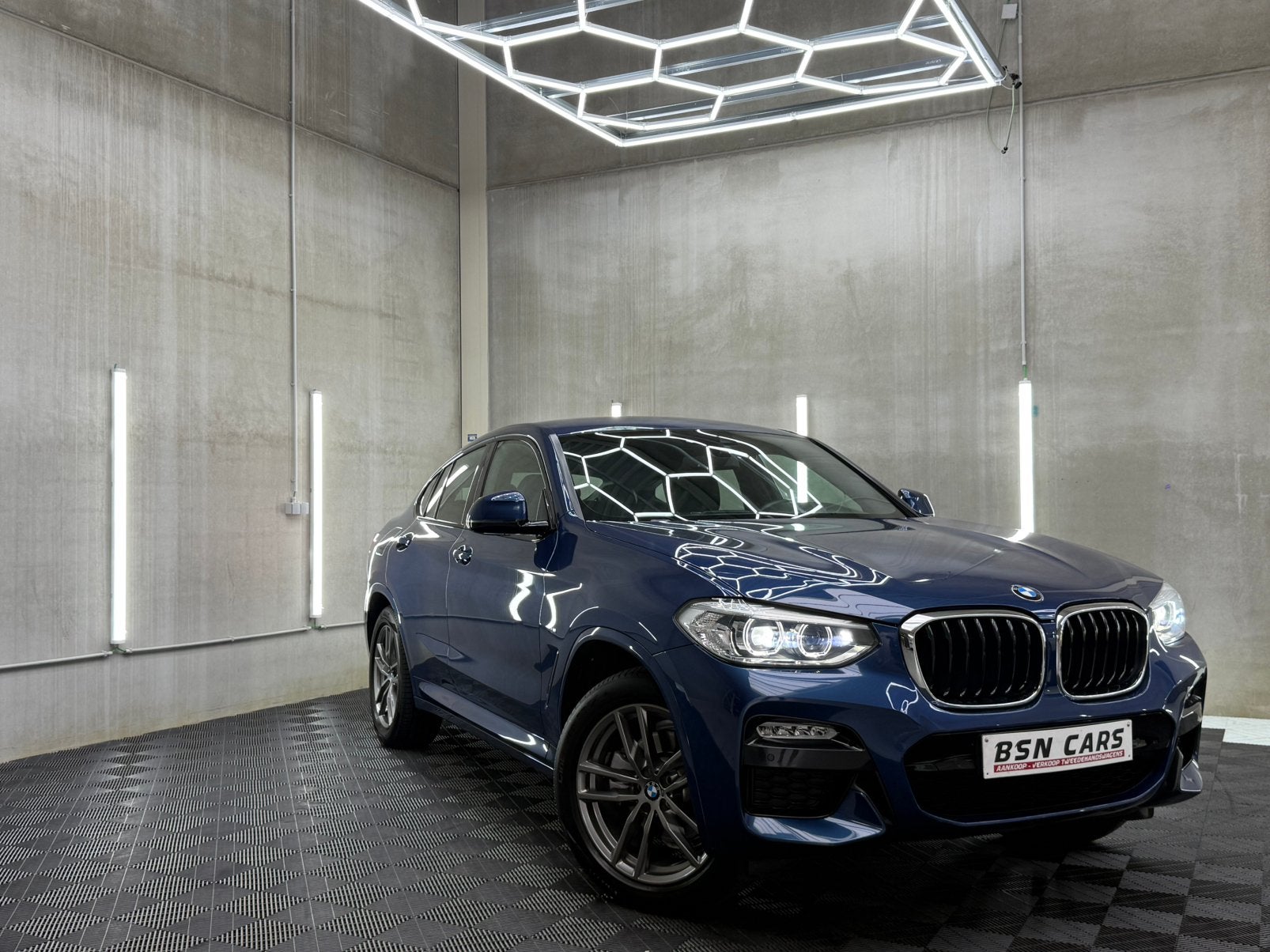 BMW X4/M-PACK/XDRIVE/LED/LEER/1EIGENAAR/GARANTIE, Auto's, Automaat, Blauw, https://public.car-pass.be/vhr/aa4b2a41-76cd-406c-996b-fd7a694e5d4d