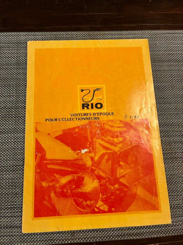 catalogue miniature Rio 1/43, Enlèvement, Utilisé, Voiture