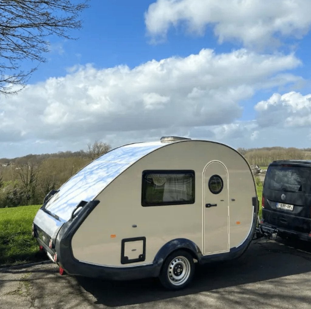 Tab 320 caravan  >750kg. BJ 2024, Caravans en Kamperen, Rondzit, Omvormbare zithoek, Bedrijf, Tot en met 3