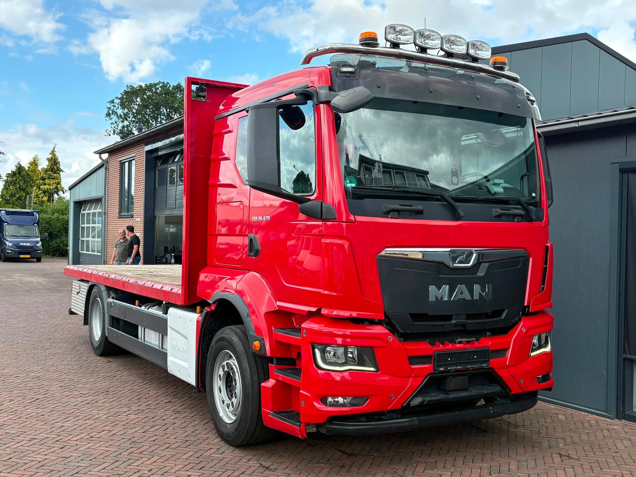 MAN TGS 18.470 Openlaadbak Manuel 9T (550cm X 250cm, Autos, Camions, Rouge, Achat, Euro 6, 470 ch