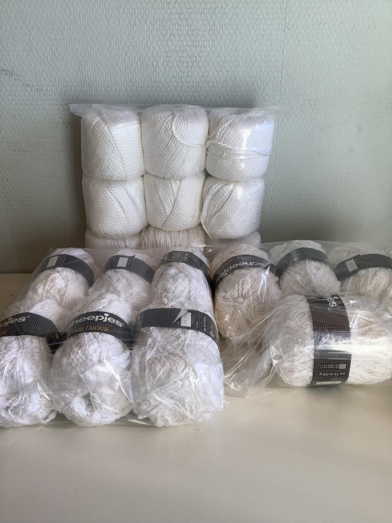 Haak en brei wol, Hobby en Vrije tijd, Ophalen, Zo goed als nieuw, Breien of Haken