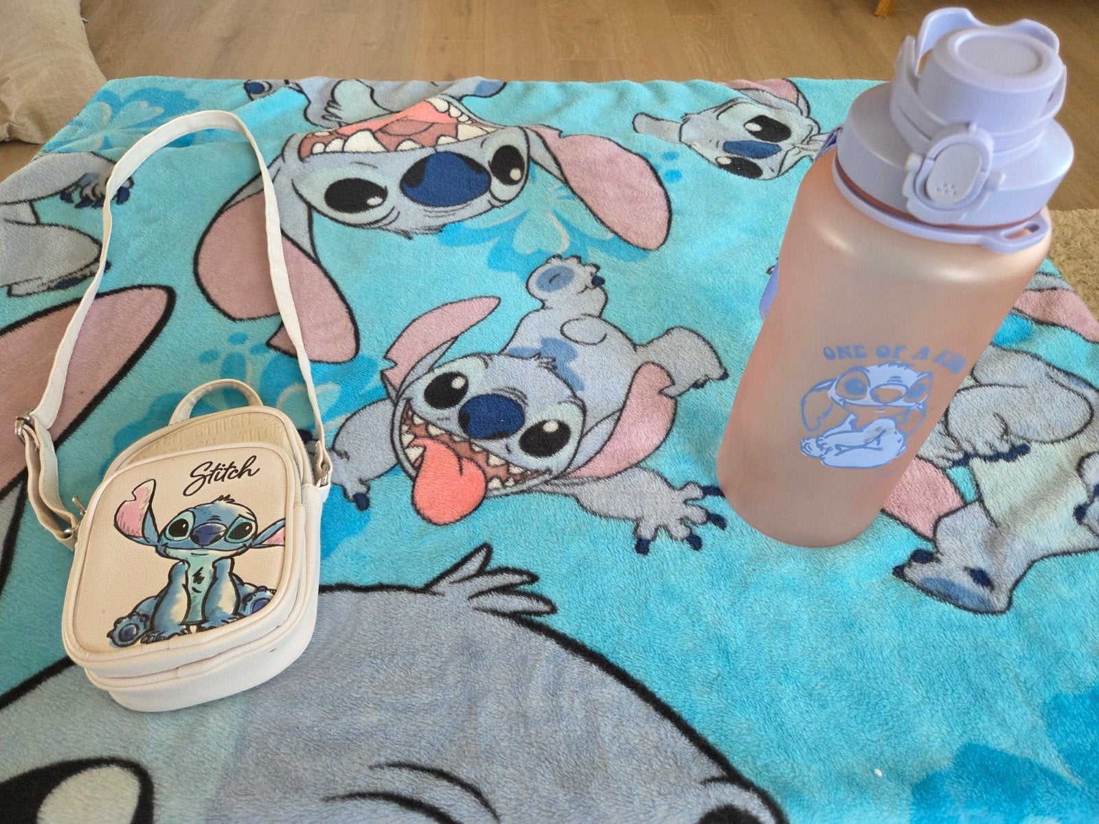 Disney Stitch pakket, Enlèvement, Utilisé