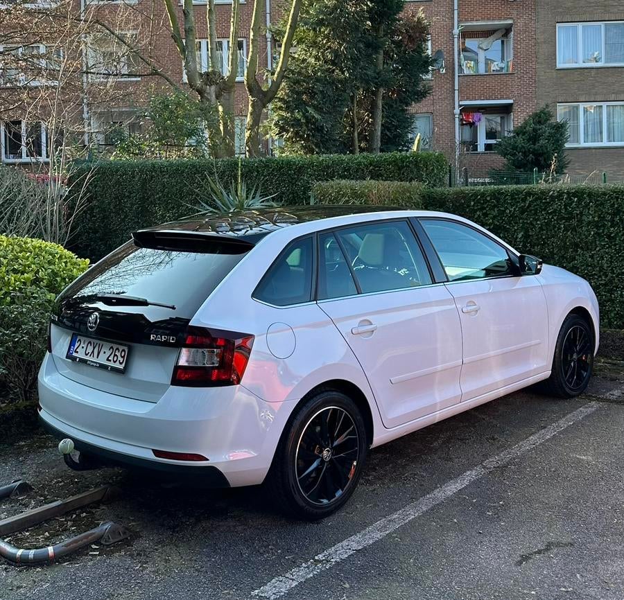 Skoda Rapid/Spaceback 1.2 TSI // 2017 // Euro 6b, Autos, 1197 cm³, Achat, Euro 6, Noir