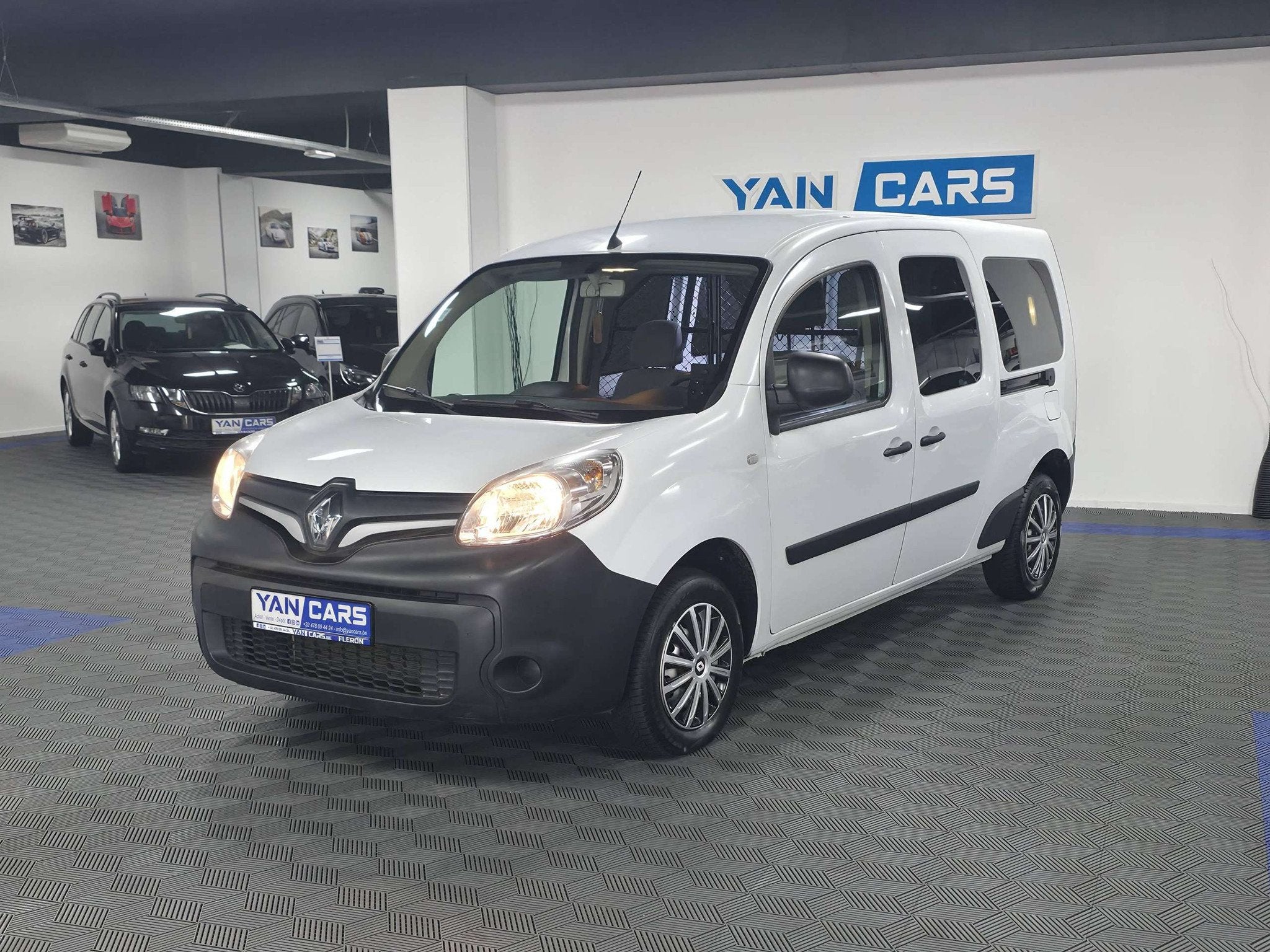 Renault Kangoo MAXI 1.5 Blue dCi 95 · Double porte latéral, Autos, 1330 kg, Achat, Euro 6, Entreprise