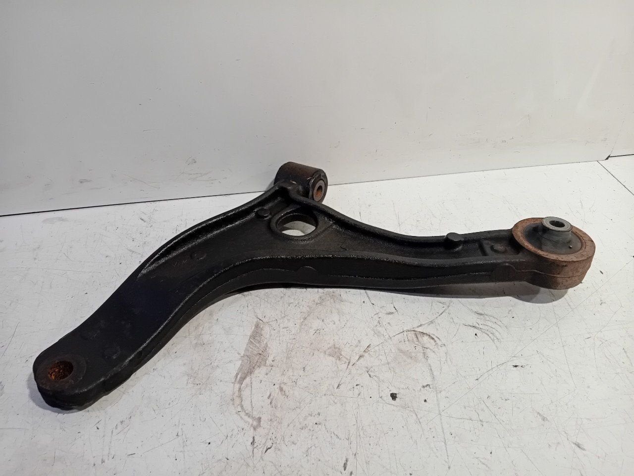Draagarm links voor Renault Master, Onderdelen@venauto.nl, Van der Ven Autorecycling B.V., Gebruikt, Ettenseweg 76, 4706 PB Roosendaal, The Netherlands