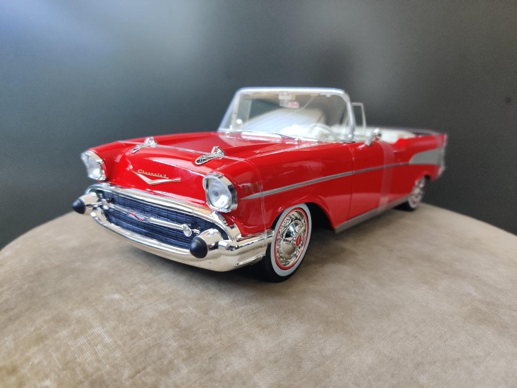 Chevrolet Bel Air Convertible 1957 Maisto 1/18e neuve., Hobby & Loisirs créatifs, Voitures miniatures | 1:18, Enlèvement ou Envoi