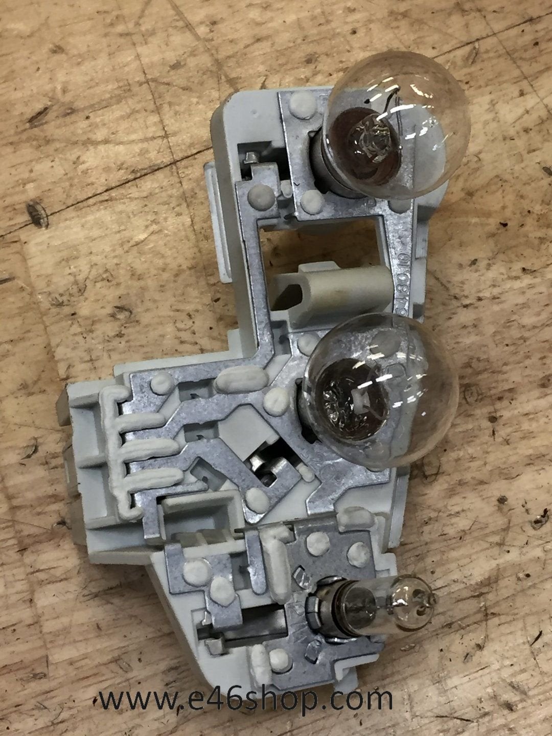 Achterlicht binnenwerk BMW E90 in kofferbak rechts  oe 69374, Gebruikt, -, -, Ophalen of Verzenden