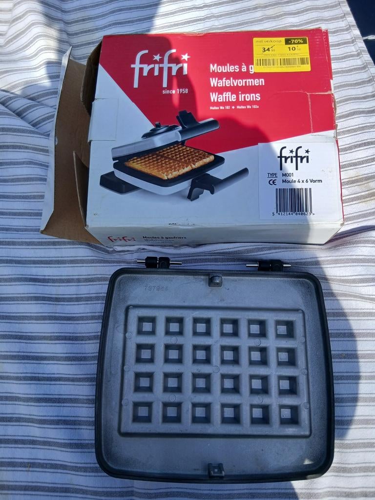 MOULE À GAUFRES 10€, Enlèvement