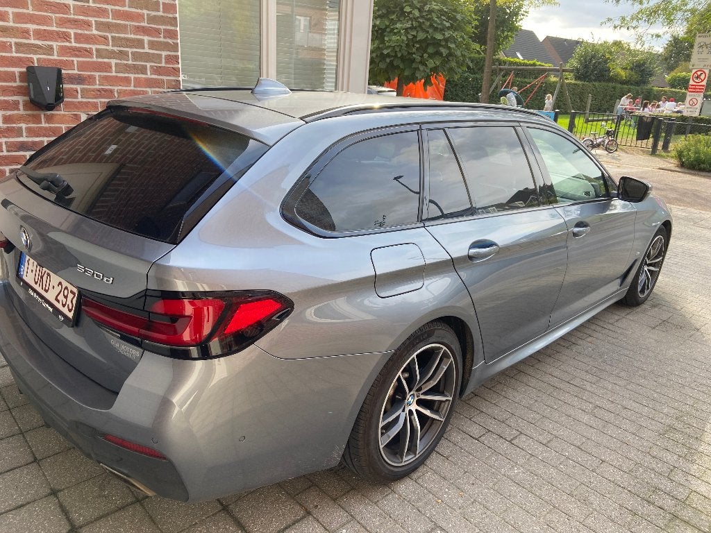 BMW 530d xDrive Touring, Auto's, Overige kleuren, Alcantara, Navigatiesysteem, 5 deurs