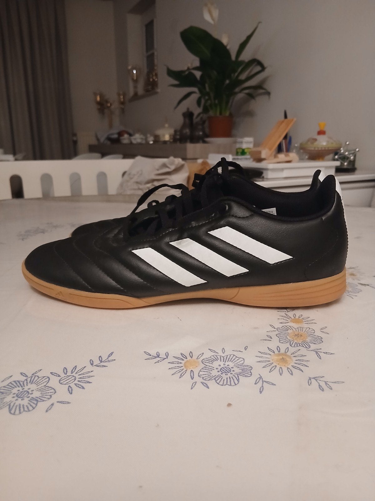 Chaussures Adidas Futsal / Salle, Enlèvement ou Envoi, Chaussures
