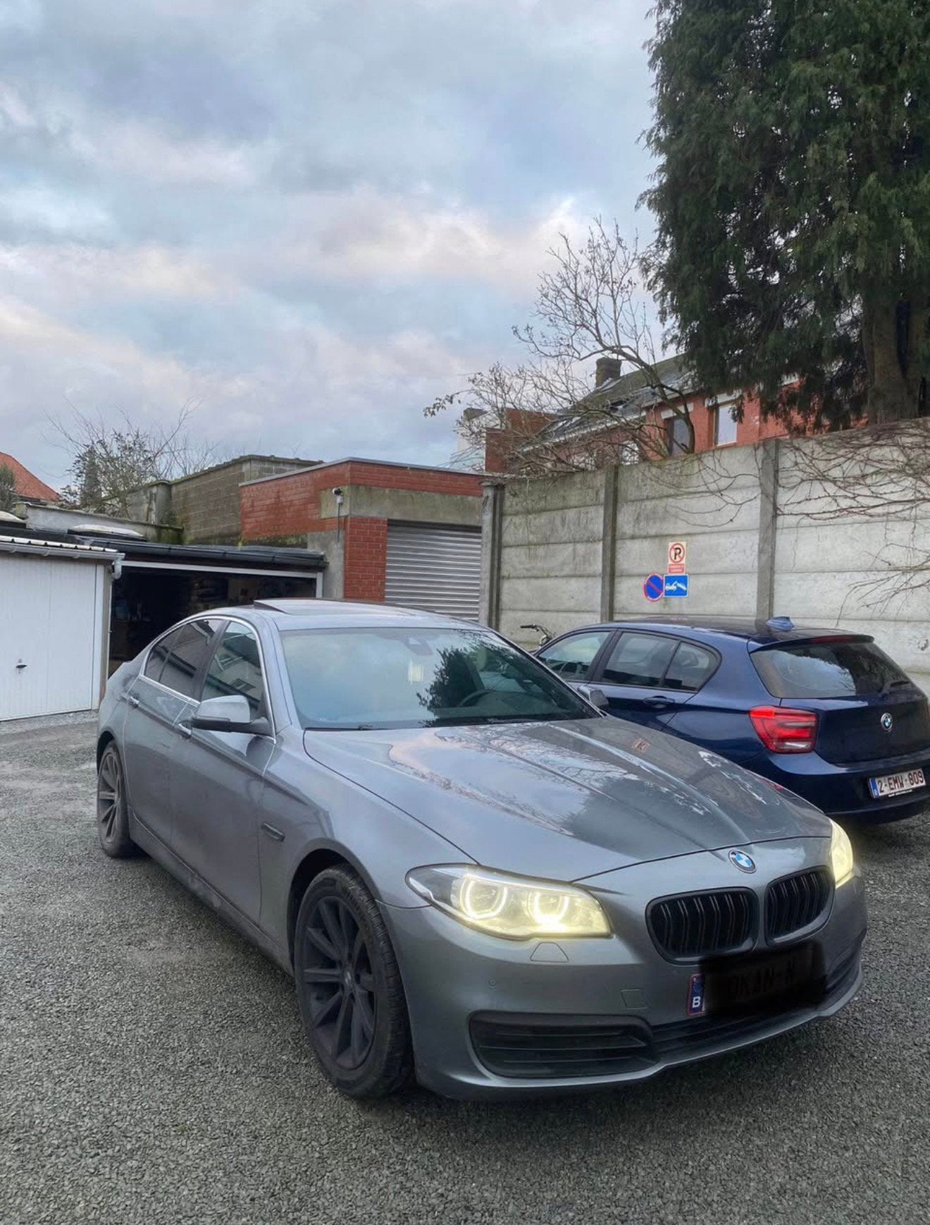 Bmw 520d, Autos, BMW, Cuir, Argent ou Gris, Euro 6, Noir