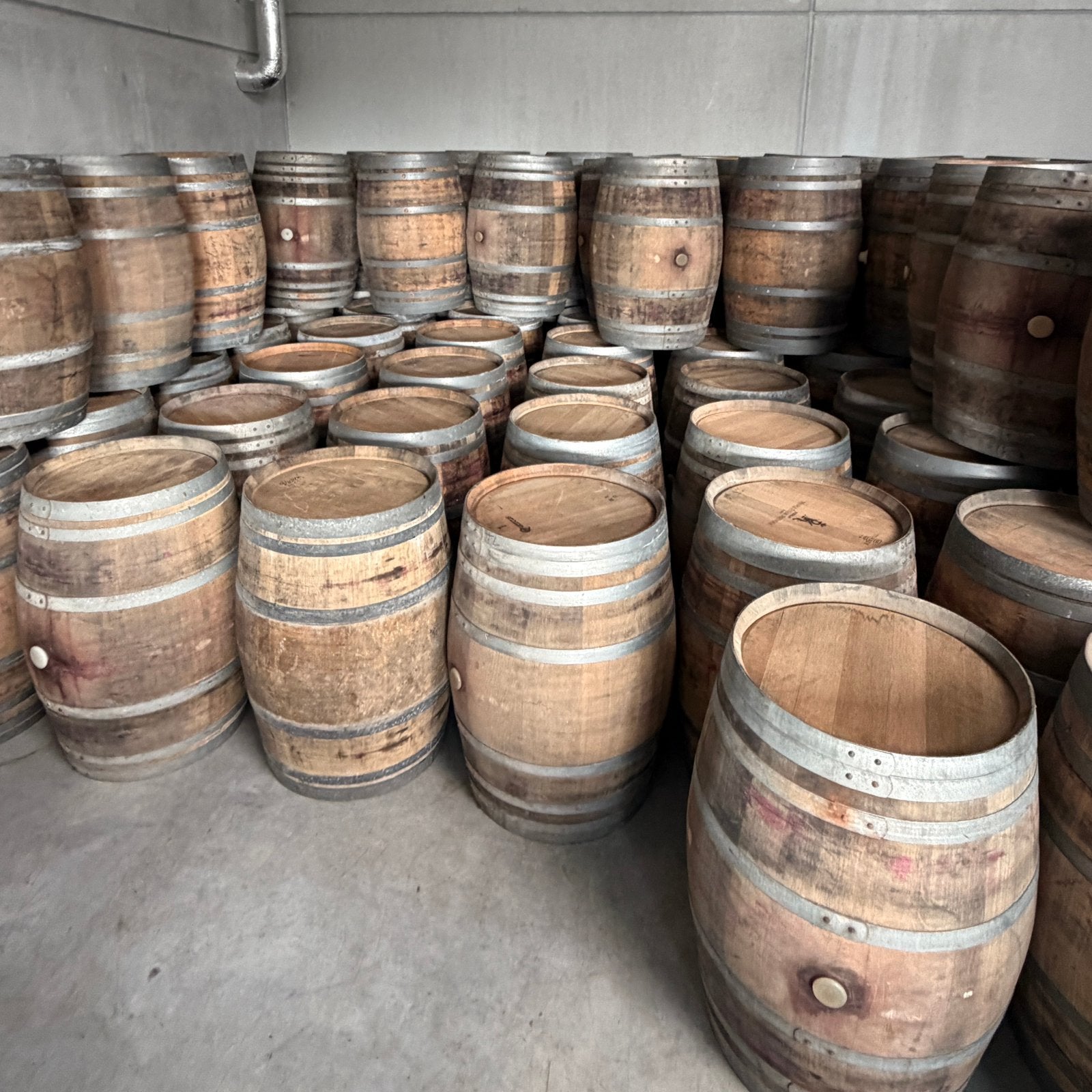 Authentieke eiken wijnvaten / whiskyvaten – Grote voorraad!, Enlèvement, Comme neuf, Bois