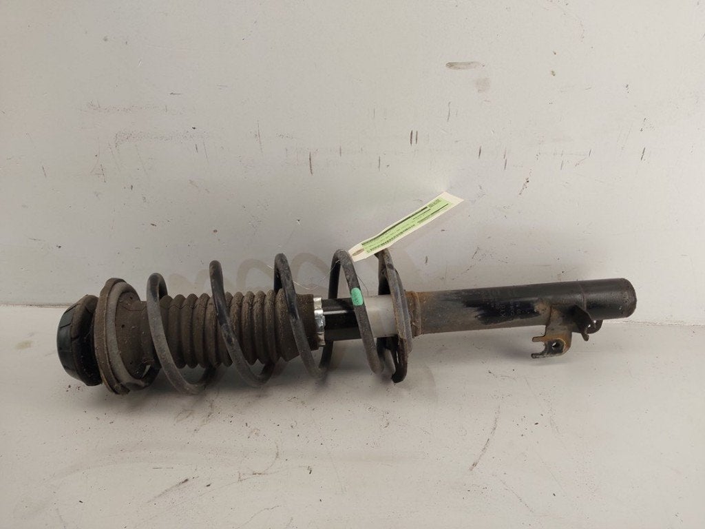 AMORTISSEUR OU ABSORBEUR DE CHOC AVANT GAUCHE Aygo (B40), Kundenbetreuung@toyota.de, Toyota, Utilisé, Toyota-Allee 2
50858  Köln, DE