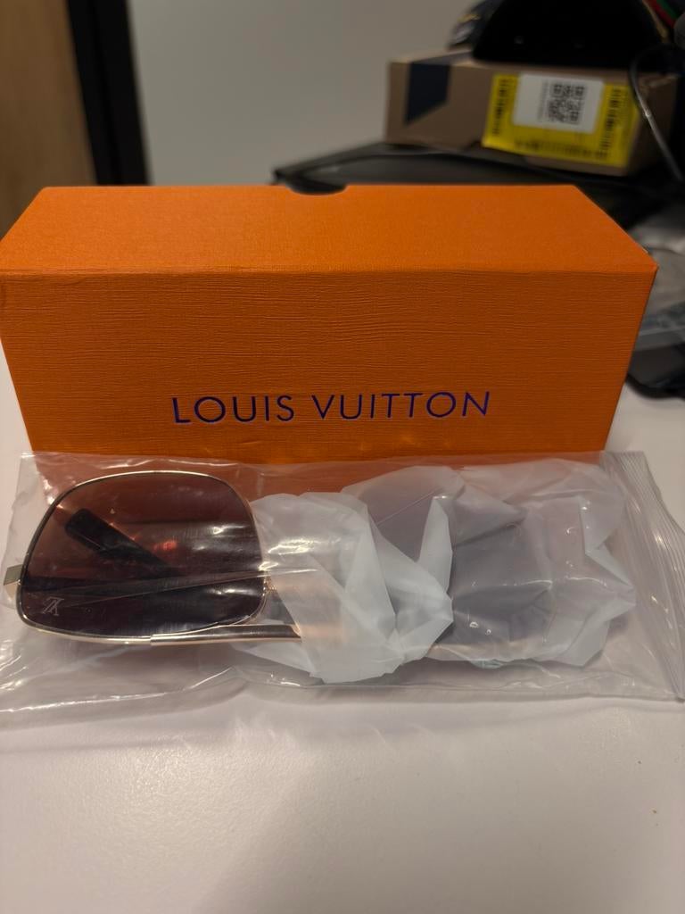 Louis vuitton Attitude, Ophalen of Verzenden, Zo goed als nieuw