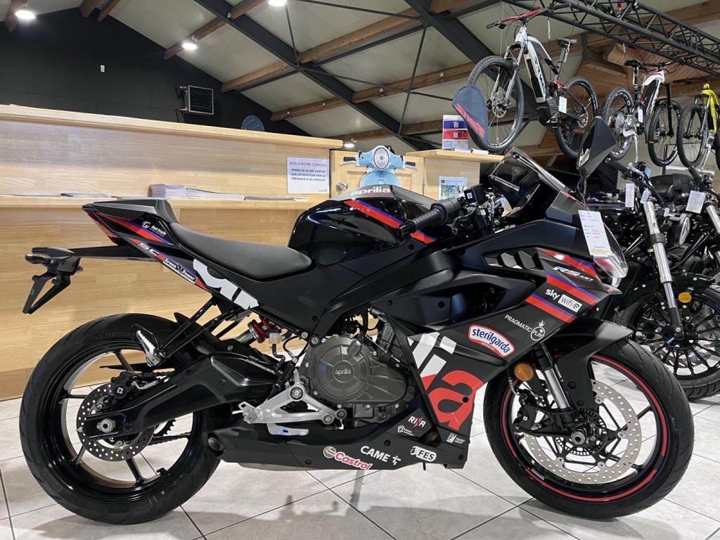 Aprilia RS 457 GP REPLICA, Entreprise, Super Sport, 12 à 35 kW, 450 cm³